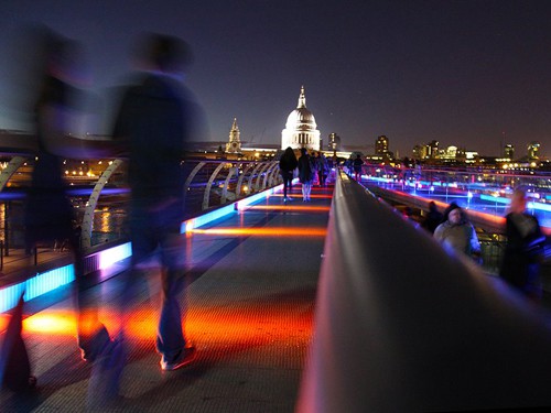 London Tour wit Comfort Tour Canada london_comfort_tour