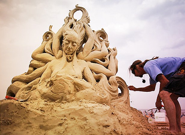 sand_sculpting_festival