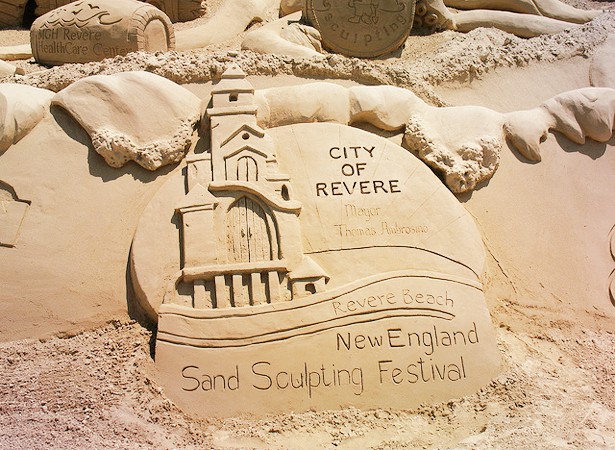 sand_sculpting_festival_travel
