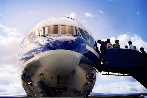 air travel travel_by_plane