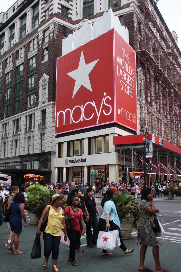 Macy's Department Store Comfort Tour Canada FullyEscorted Bus